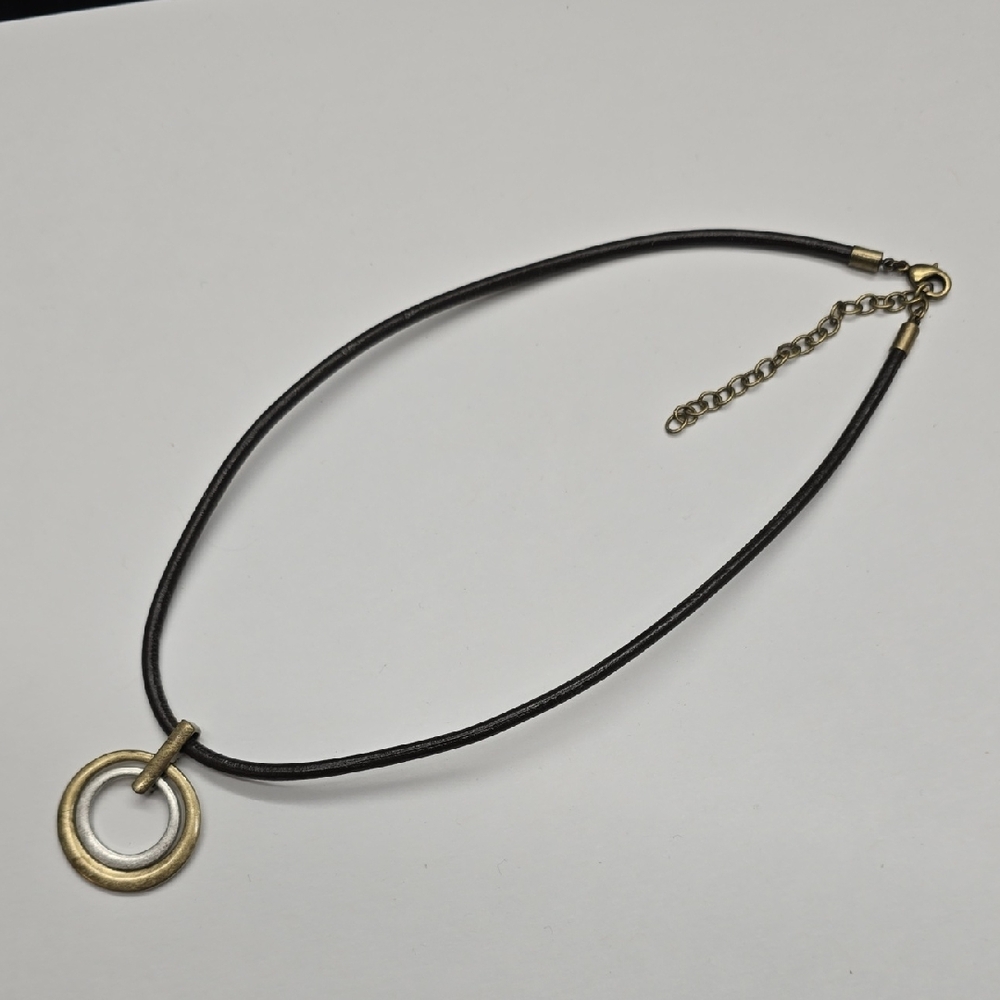 🔸️5/$25🔸️Elegant Gold and Brown Necklace